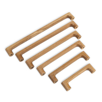 Poignées en bois de chêne. Poignées de style Japandi de différentes tailles.