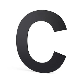 L'Adamo Black 20 cm de yessential.fr a une grande lettre majuscule noire sur fond blanc - idéale pour les numéros de maison modernes ou comme accent frappant de numéro de maison en acier inoxydable.