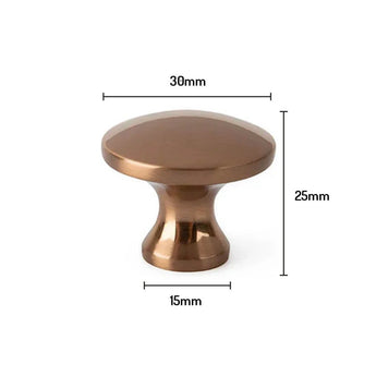 Le bouton d'armoire Antoni Bronze de yessential.fr est rond avec une finition en bronze avec une mesure de 30 mm en grand et en haut, 15 mm en bas et 25 mm en haut.