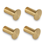Les 4 crochets Carreno Gold de yessential.fr sont des crochets muraux cylindriques dorés en acier inoxydable avec des extrémités plates et rondes - des crochets à serviettes idéaux pour des accessoires de salle de bain élégants.