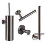 L'ensemble de toilettes Cosimo Gunmetal de yessential.fr se compose d'un porte-brosse de toilette, d'un porte-papier toilette, d'un porte-rouleau de rechange et d'un crochet mural - un design cylindrique élégant qui est idéal pour tous ceux qui recherchent des accessoires de toilette élégants et modernes.