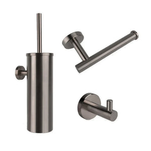 L'ensemble de toilettes Lorenzo Gunmetal de yessential.fr se compose d'un porte-brosse de toilette, d'un porte-papier toilette et d'un crochet mural dans un design cylindrique moderne avec une élégante finition bronze à canon sur fond blanc.