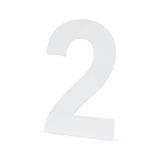 Un grand numéro 3D blanc (30 cm) de yessential.fr se tient debout sur un fond blanc uni - idéal pour ceux qui recherchent l'Adamo White 30 cm pour un extérieur moderne.