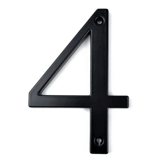 Le Matteo Black 10cm de yessential.fr est un numéro de maison 3D noir "4" avec deux trous de vis pour un montage facile sur le mur ou la porte. Donnez à votre entrée un look moderne avec ce numéro de maison élégant.