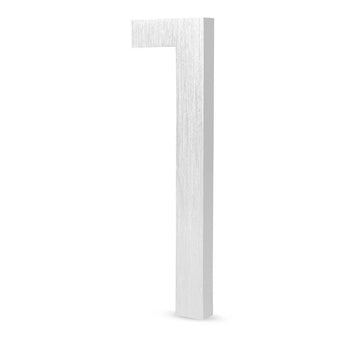 Le Milano en acier inoxydable 15 cm de yessential.fr est un numéro un en métal tridimensionnel avec une finition brossée, debout sur un fond blanc - parfait comme numéro de maison moderne.