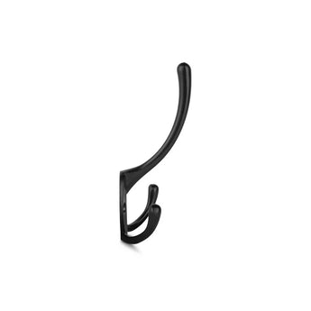 La patère Nismo Black 2 de yessential.fr est une patère robuste et élégante dotée de deux crochets métalliques. Parfait pour suspendre des objets et idéal pour tout intérieur moderne. Le montage sur un mur blanc accentue le design.