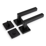 L'ensemble Domaso Black de yessential.fr se compose de deux poignées de porte carrées noires modernes avec des plaques de verrouillage carrées assorties, toutes affichées sur un fond blanc.