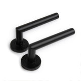 Deux poignées de porte Lucio Black de yessential.fr, au design cylindrique moderne, sont présentées sur fond blanc.